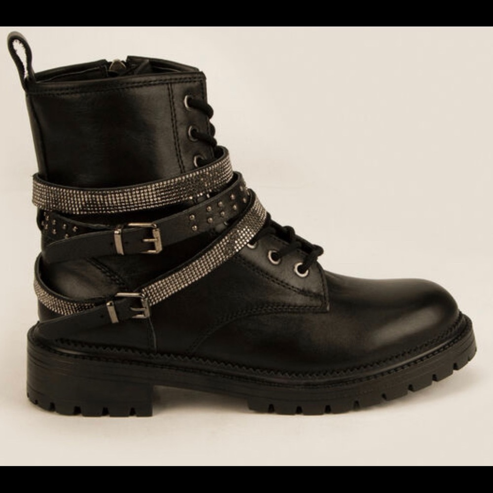 Steve Madden Boots